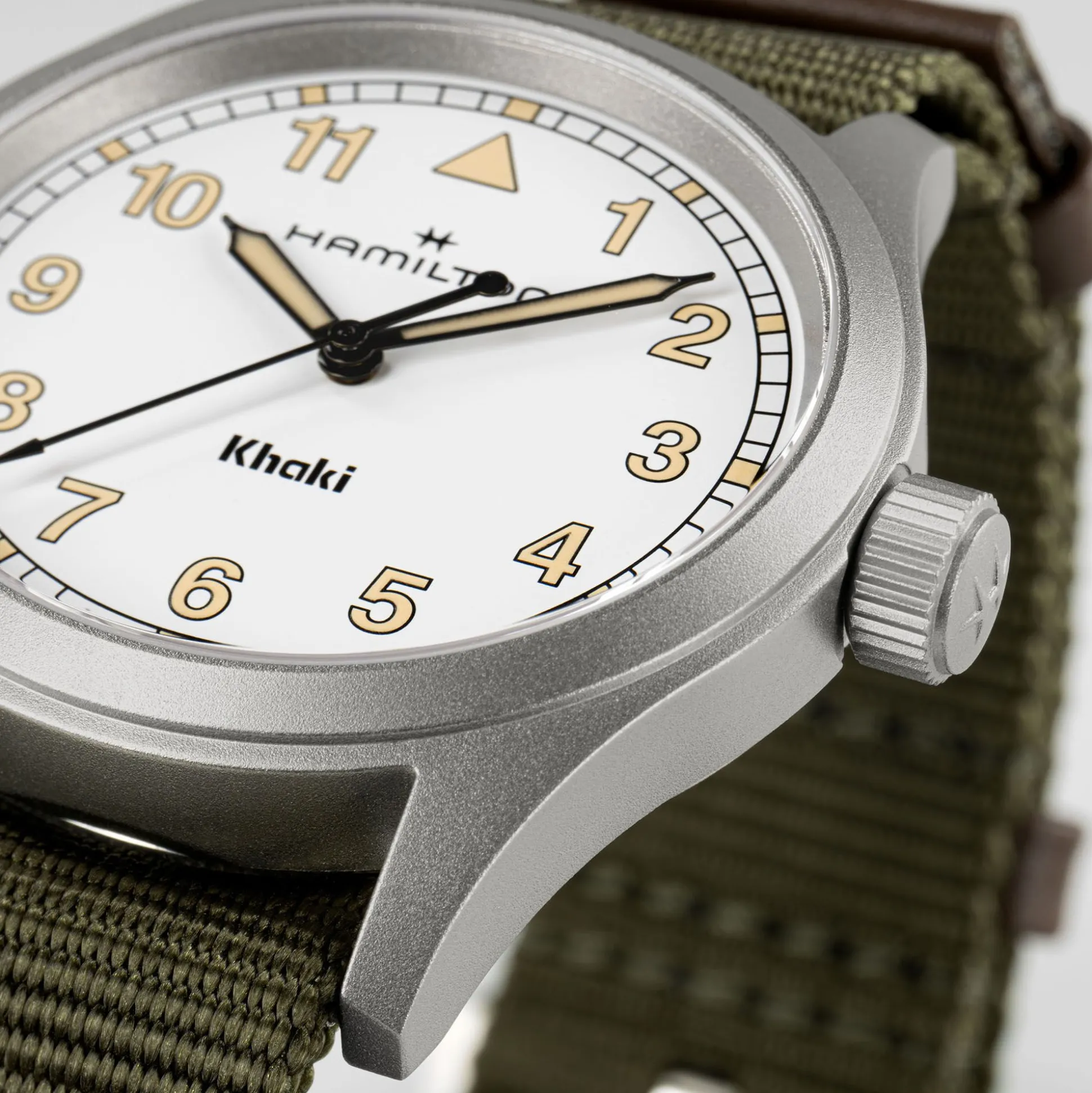 Khaki Field Quartz 38mm