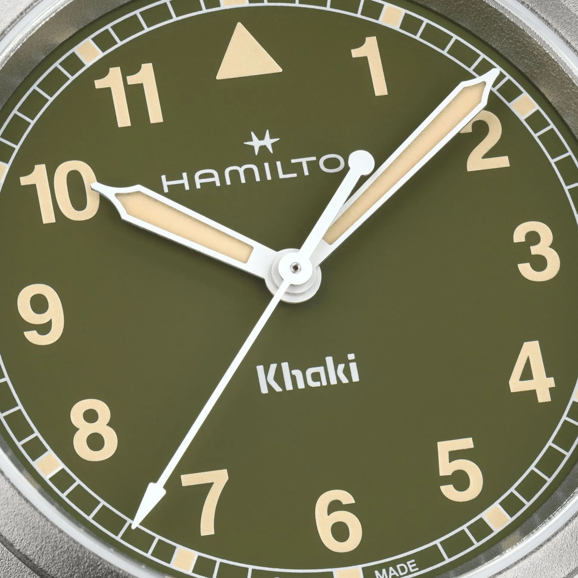 Khaki Field quartz 33mm