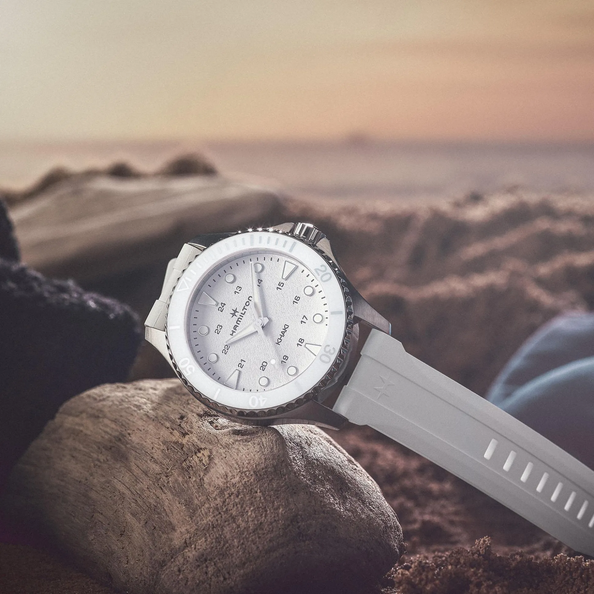 Khaki Navy Scuba Quartz